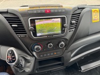 THOM6454_2671839 vehicle image