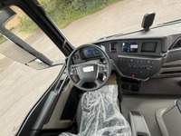 TMR8055_2868653 vehicle image