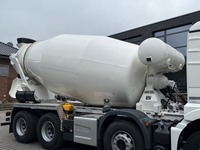 TMR8055_2868653 vehicle image