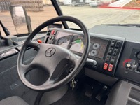 JAQU922_2810134 vehicle image