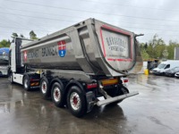 AGRO3463_2884133 vehicle image