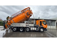 0035026 vehicle image