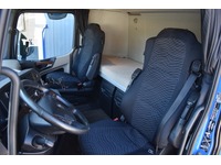 TOC1273_3009258 vehicle image