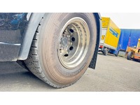 TAMZ4659_2738405 vehicle image