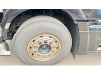 TAMZ4659_2738405 vehicle image