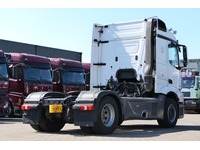 DOLD2821_2962779 vehicle image