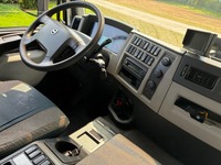 FLEI778_2691473 vehicle image
