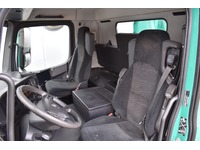 TOC1273_2864913 vehicle image