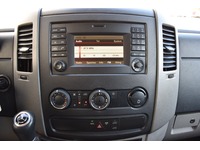 TOC1273_2761105 vehicle image