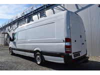 TOC1273_2761105 vehicle image