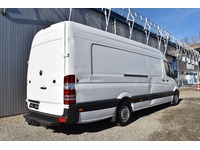 TOC1273_2761105 vehicle image