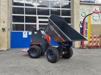 VISI1614_2999093 vehicle image