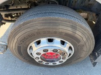UNIK8334_2912812 vehicle image