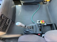 UNIK8334_2912812 vehicle image