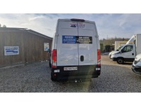 SOMM2698_751990 vehicle image