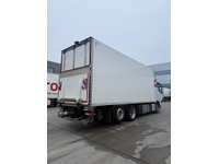 0587025 vehicle image