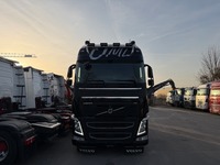 UNIK8334_2847868 vehicle image