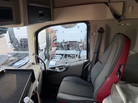 UNIK8334_2847868 vehicle image