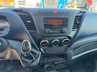 AGRO3463_2910477 vehicle image