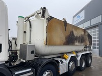 AGRO3463_2807462 vehicle image