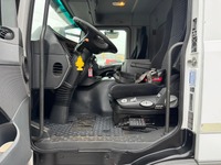 AGRO3463_2807932 vehicle image