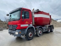 0058026 vehicle image