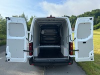 WIND191_2594444 vehicle image