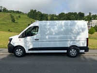 WIND191_2594444 vehicle image