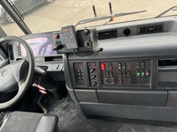 MBTR124_2695906 vehicle image