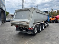 AGRO3463_3017864 vehicle image