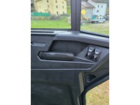 VISI1614_2886449 vehicle image