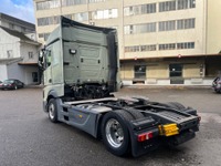 PREI272_2424192 vehicle image