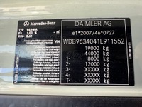 PREI272_2424192 vehicle image