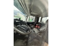 GSTR8856_2803748 vehicle image