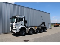 BFS260_2713386 vehicle image