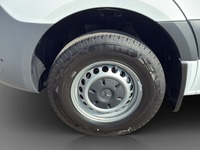 NFBE9310_2818669 vehicle image