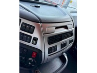 MISU2375_2926456 vehicle image