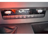 TOC1273_2783612 vehicle image