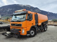 VONA10180_2835009 vehicle image