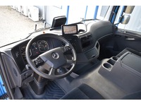 TOC1273_3027173 vehicle image