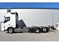 TOC1273_3047871 vehicle image