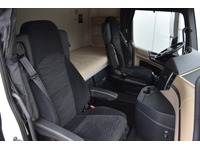 TOC1273_3011771 vehicle image