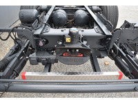 TOC1273_3013984 vehicle image