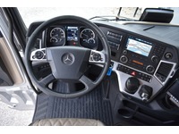 TOC1273_3013984 vehicle image