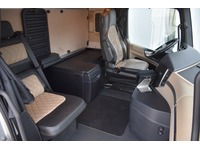 TOC1273_3013984 vehicle image