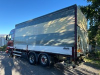 UNIK8334_2715808 vehicle image