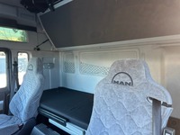 UNIK8334_2715808 vehicle image