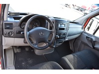 TOC1273_2821080 vehicle image