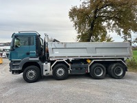 UNIK8334_2727065 vehicle image