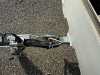 HUTT218_2844491 vehicle image